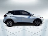 Used 2023 Nissan Kicks SV image 3