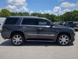 Used 2015 Cadillac Escalade Luxury image 3