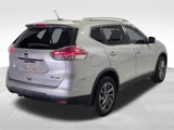 Used 2016 Nissan Rogue SL image 3