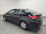 Used 2017 Kia Forte LX image 3