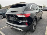 Used 2020 Ford Escape Titanium image 4