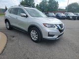 Used 2019 Nissan Rogue SV image 3