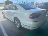 Used 2018 Volkswagen Passat 2.0T SE image 5