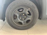 Used 2016 Jeep Renegade Sport w/ Power & Air Group image 4