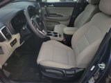 Used 2022 Kia Sportage LX image 4