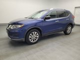 Used 2017 Nissan Rogue SV image 2
