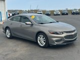 Used 2017 Chevrolet Malibu LT w/ Leather Package image 3