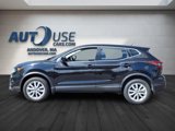 Used 2020 Nissan Rogue Sport S image 2