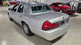 Used 2005 Mercury Grand Marquis GS image 3