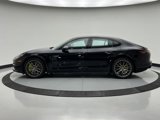 Used 2018 Porsche Panamera 4 image 2