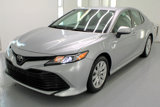 Used 2020 Toyota Camry LE image 4