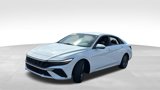 Used 2024 Hyundai Elantra SEL image 3