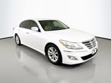 Used 2013 Hyundai Genesis 3.8 image 3