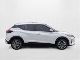 Used 2022 Nissan Kicks SV image 4