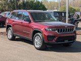New 2025 Jeep Grand Cherokee Laredo X image 3