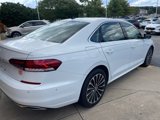Used 2022 Volkswagen Passat 2.0T image 3