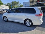 Used 2013 Toyota Sienna Limited image 4