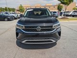 Used 2022 Volkswagen Taos SE image 2