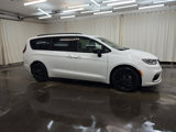 New 2025 Chrysler Pacifica Select image 5