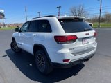 Used 2017 Jeep Grand Cherokee Trailhawk image 3