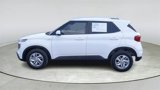 Used 2020 Hyundai Venue SEL image 4