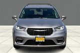 Used 2021 Chrysler Pacifica Touring-L image 3