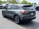 Used 2022 Ford Escape SE w/ SE Sport Appearance Package image 4