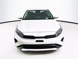 Used 2022 Kia Forte LXS image 2