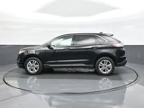Used 2017 Ford Edge SEL w/ Equipment Group 201A image 4