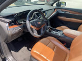 Used 2021 Cadillac XT5 Premium Luxury image 2