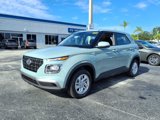 New 2025 Hyundai Venue SE image 3