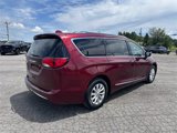 Used 2019 Chrysler Pacifica Touring-L image 5