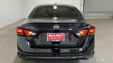 Used 2023 Nissan Altima 2.5 SV image 4