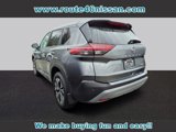 Used 2023 Nissan Rogue SV image 3