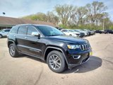 Used 2017 Jeep Grand Cherokee Limited image 2