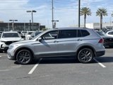 Used 2022 Volkswagen Tiguan SE image 3