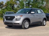 New 2025 Hyundai Venue SE image 2
