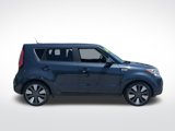 Used 2016 Kia Soul ! w/ Premium Package image 4