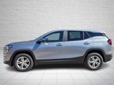 New 2024 GMC Terrain SLE image 3