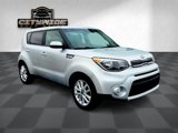 Used 2019 Kia Soul + image 6