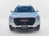 Used 2022 GMC Terrain SLE w/ Driver Convenience Package image 2