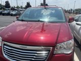 Used 2016 Chrysler Town & Country Touring image 2