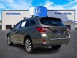 Used 2017 Subaru Outback 3.6R Touring image 3