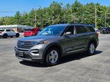Certified 2022 Ford Explorer XLT w/ Equipment Group 202A image 5