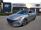 Certified 2022 Hyundai Elantra SEL w/ Convenience + Premium Package image 3