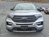 Used 2023 Ford Explorer XLT w/ Equipment Group 202A image 2