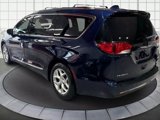 Used 2018 Chrysler Pacifica Touring-L w/ Tire & Wheel Group image 5