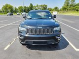 Used 2018 Jeep Grand Cherokee Laredo image 2