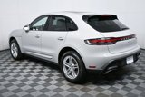 Certified 2022 Porsche Macan image 3