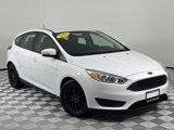 Used 2015 Ford Focus SE image 2